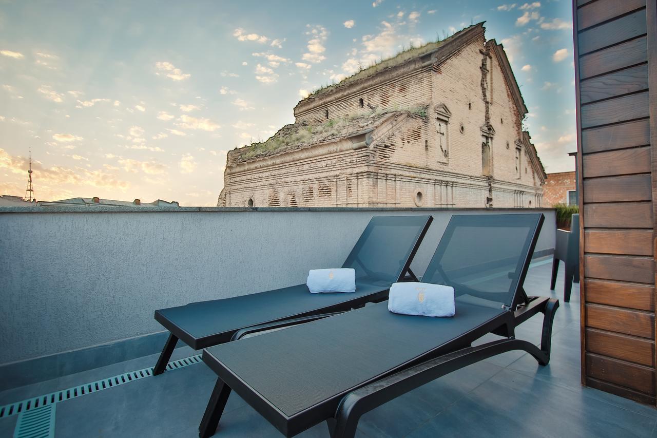 Hotel Tuta Тбилиси Екстериор снимка