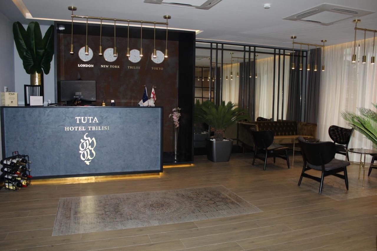 Hotel Tuta Тбилиси Екстериор снимка